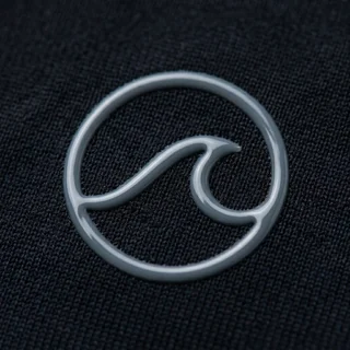 Logo silicona sobre tejido